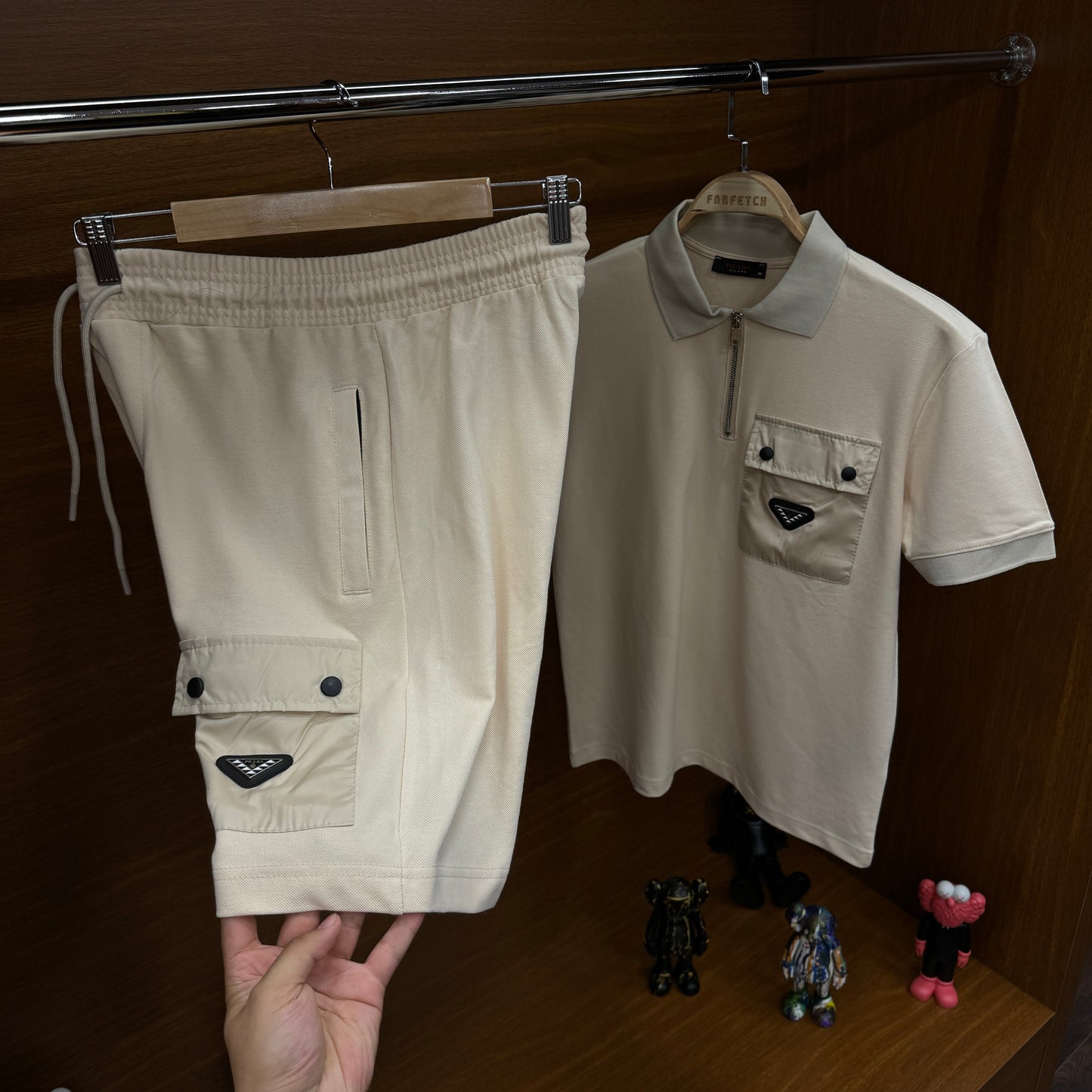 Prada  Yakalı Şortlu Takım Bej