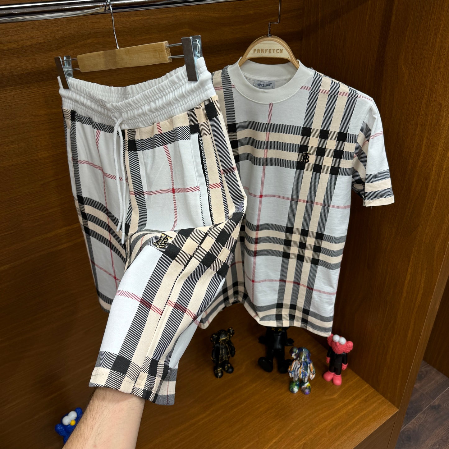 Burberry şortlu Takım