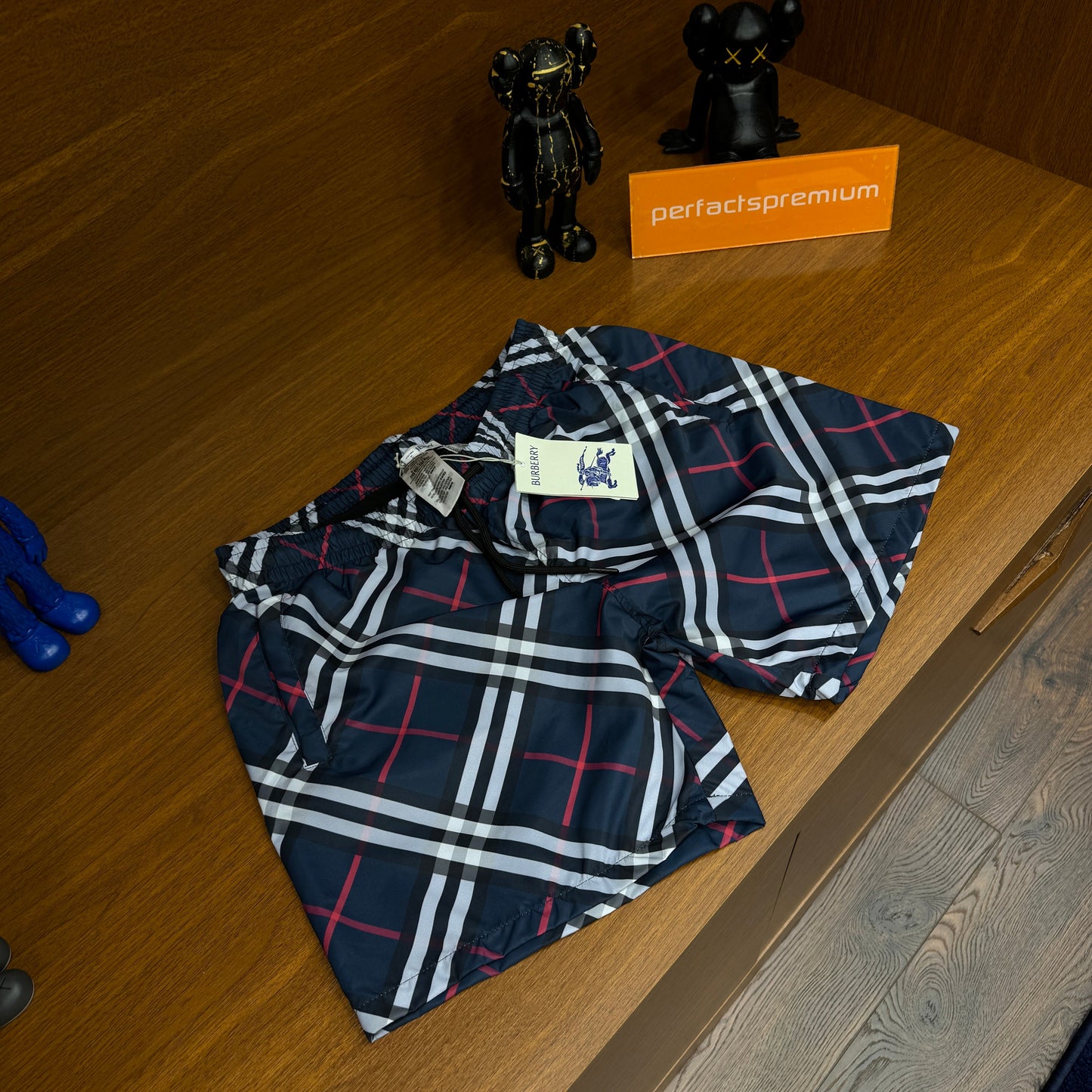 Burberry Deniz Şortu Lacivert