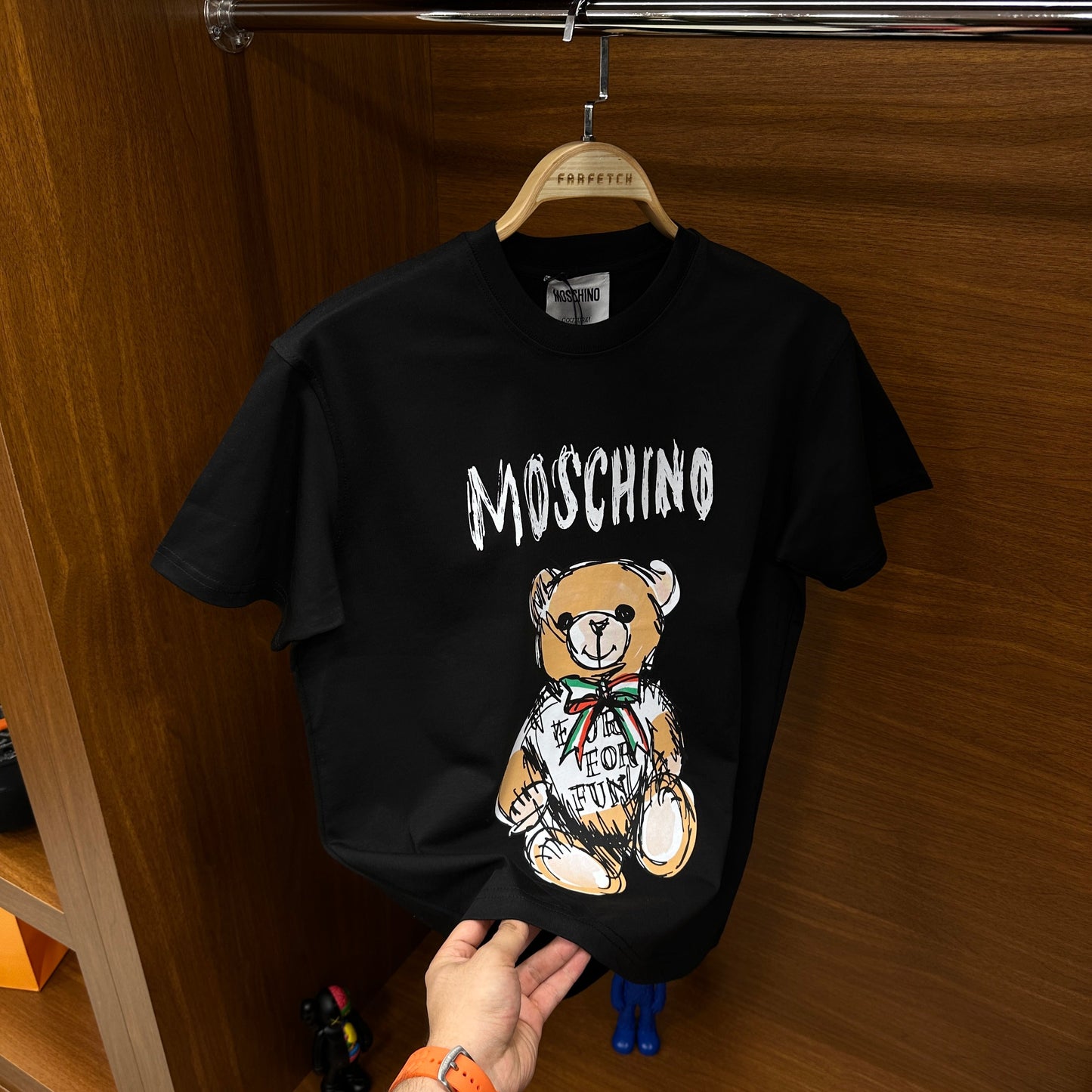 Moschıno TsH!rt Siyah