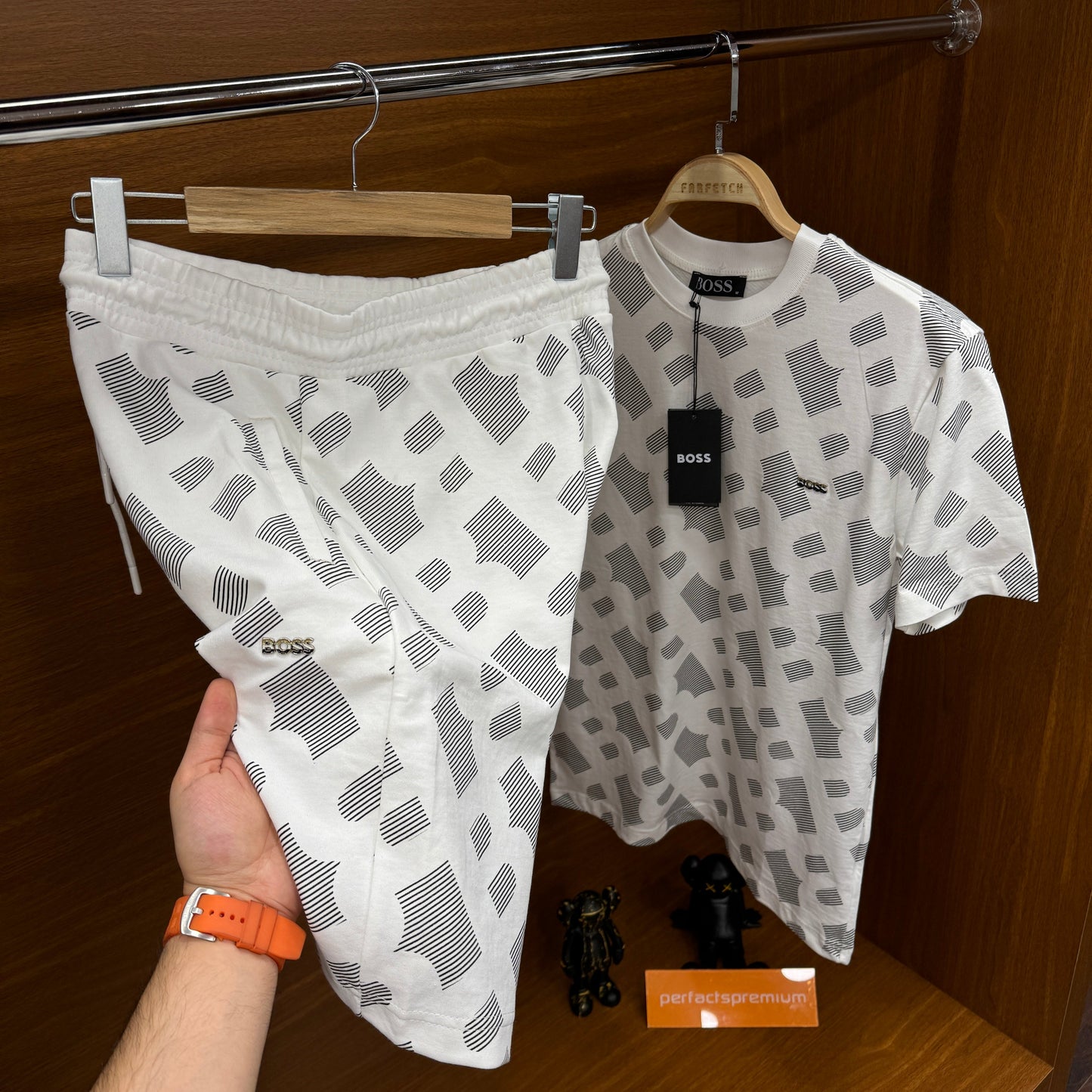 Hugo Boss Beyaz Şortlu Takım