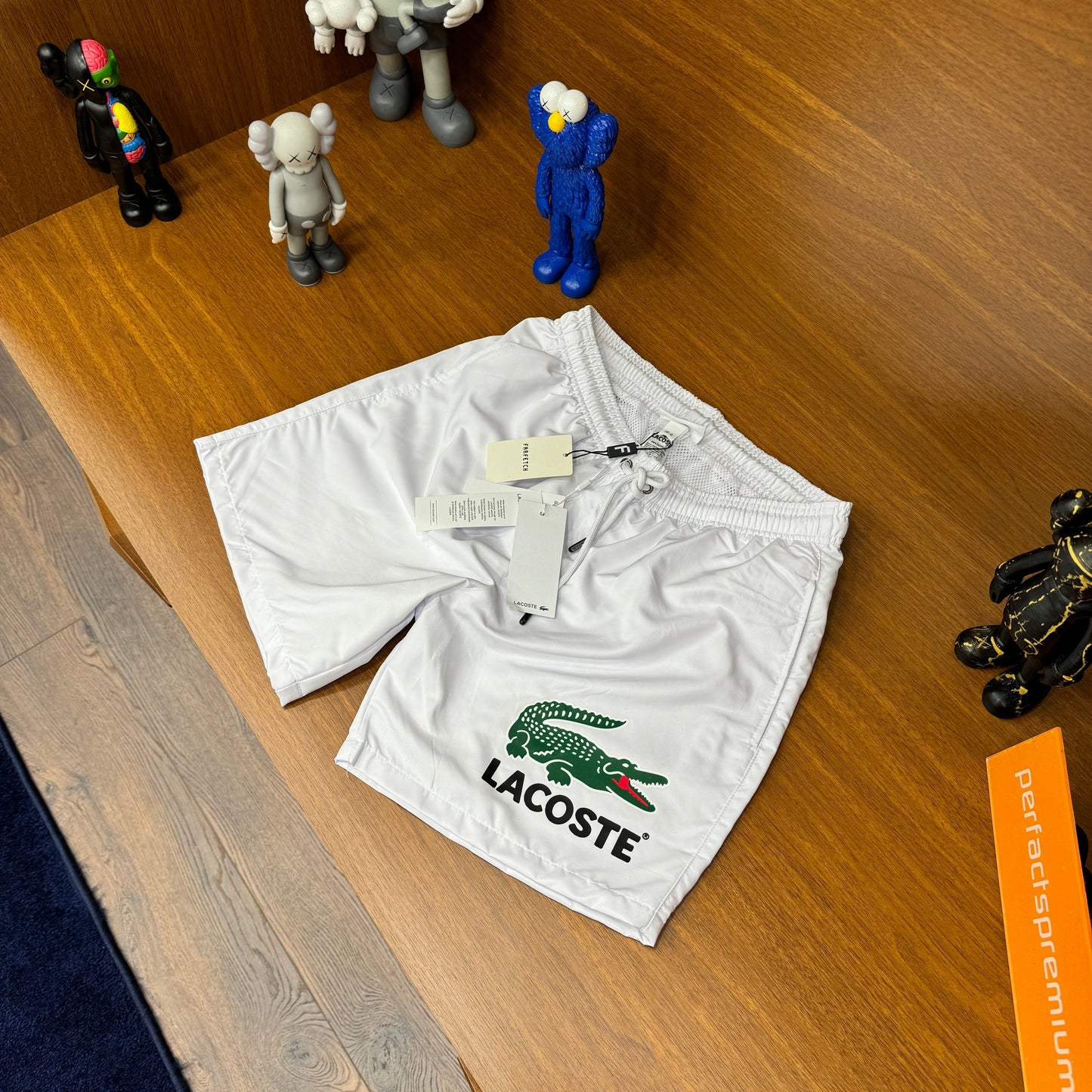 Lacoste Deniz şortu Beyaz
