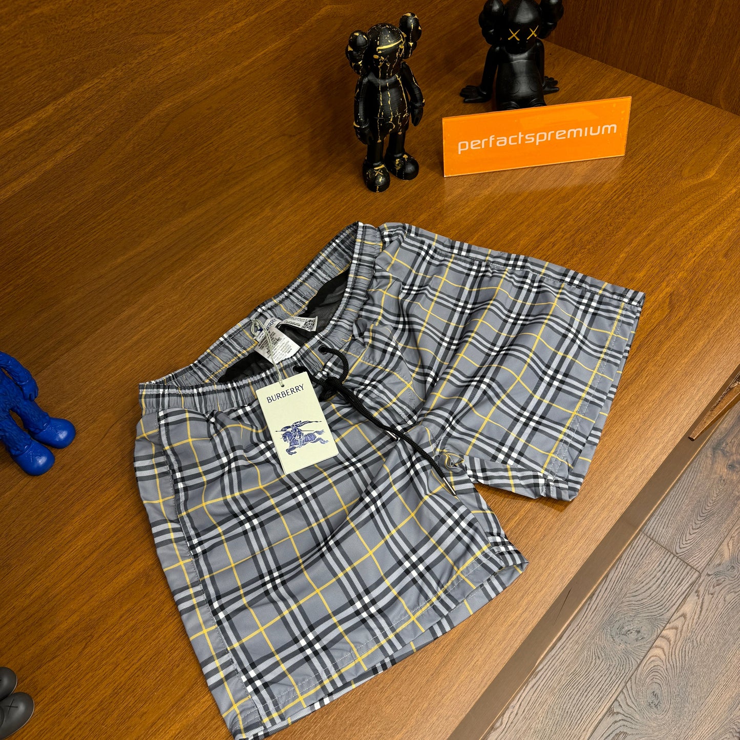 Burberry Deniz Şortu Gri