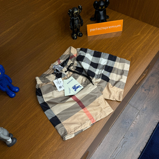 Burberry Deniz Şortu