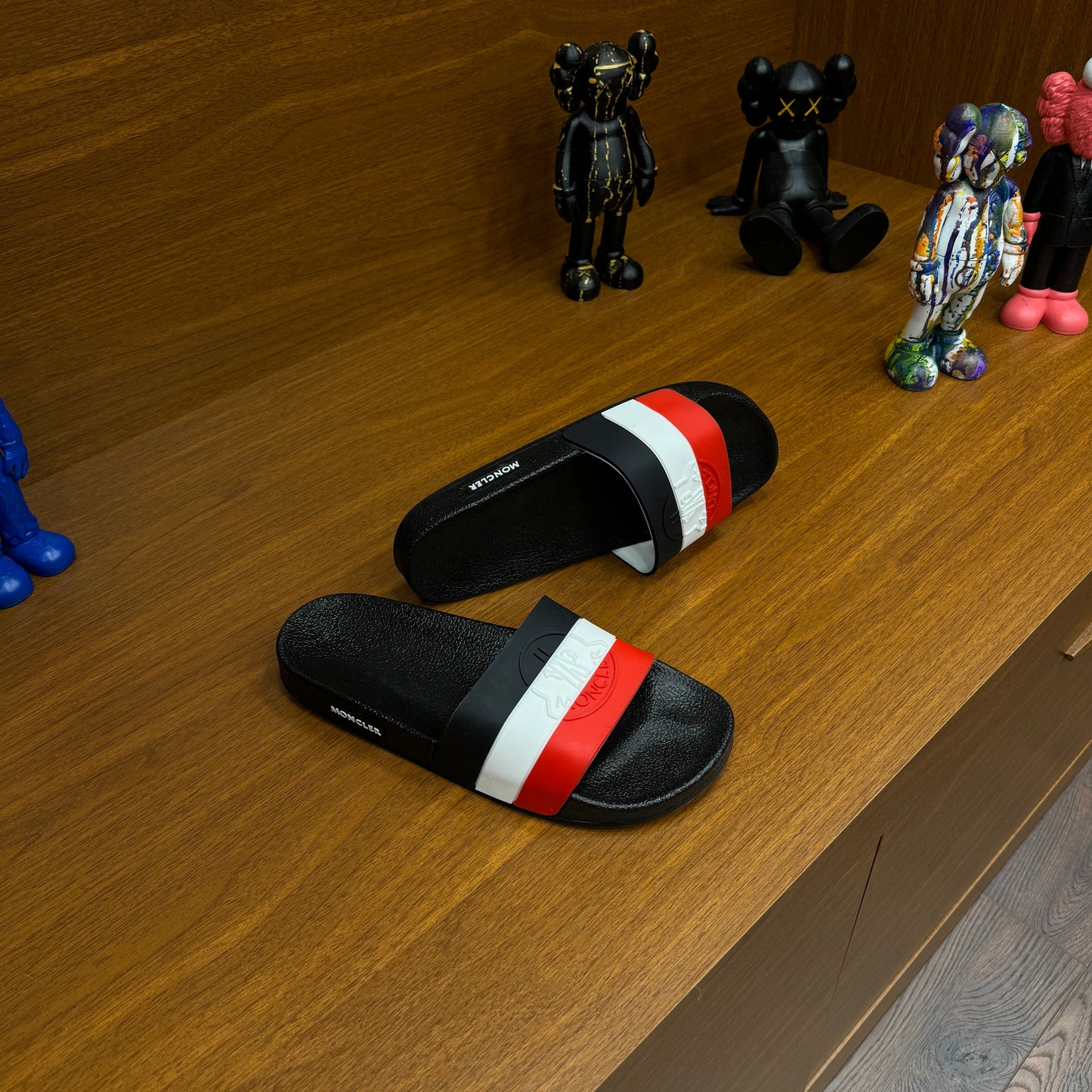 Moncler Terlik Siyah